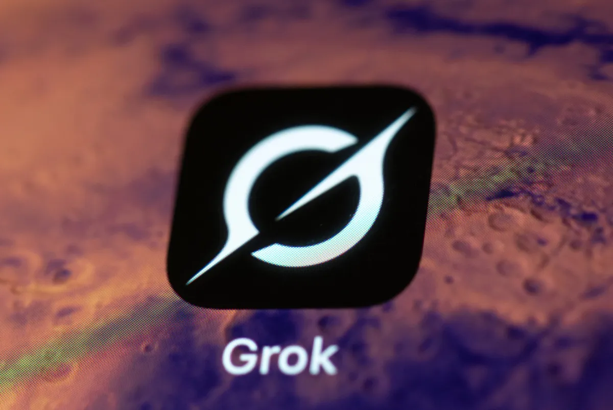 Grok gặp lỗi xuất câu chữ vô nghĩa với một số người dùng