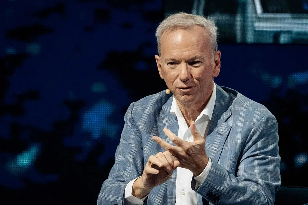 Eric Schmidt được cho là nắm 1% Anthropic