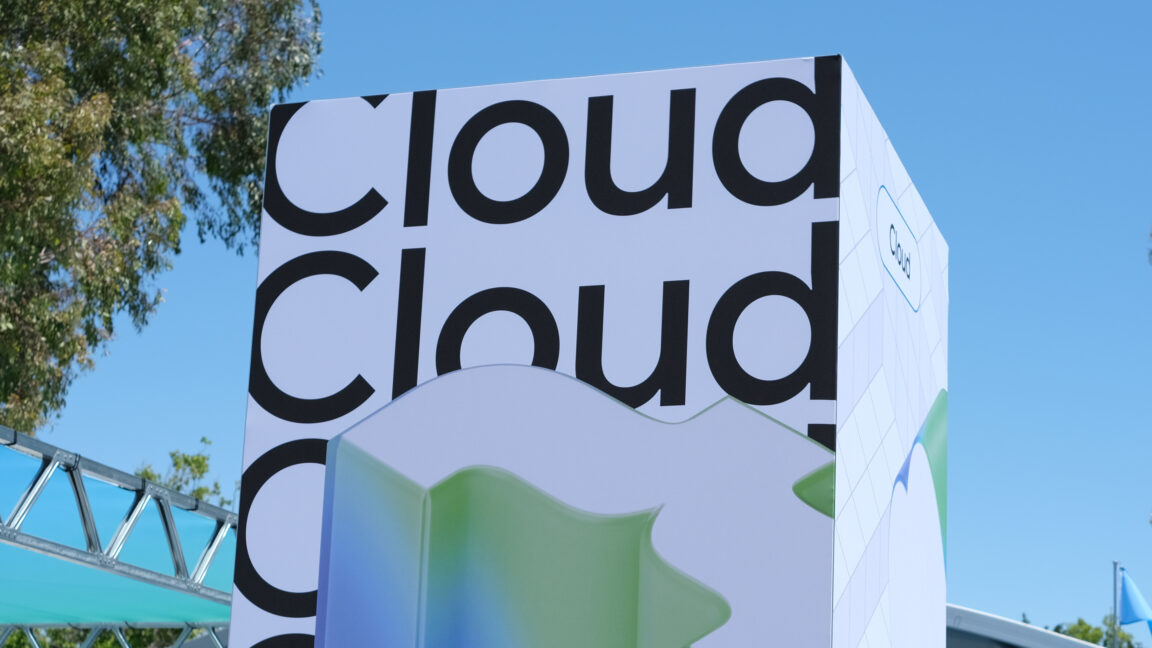 Google Cloud có thêm model OpenAI và Antigravity