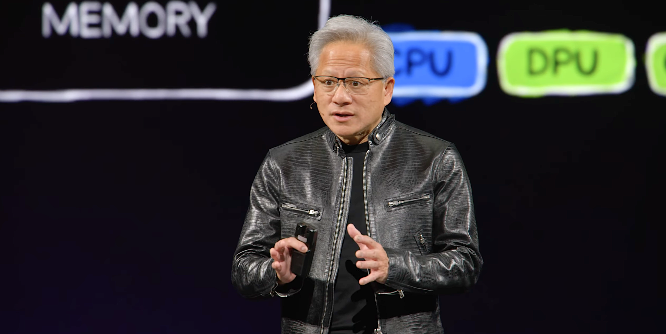 Nvidia báo doanh thu kỷ lục 96,2 tỉ, lợi nhuận hơn gấp đôi nhờ mảng data center