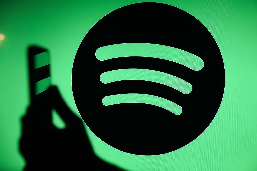 Spotify hợp tác với Merlin mở rộng dự án nhạc AI cho bản cover và remix