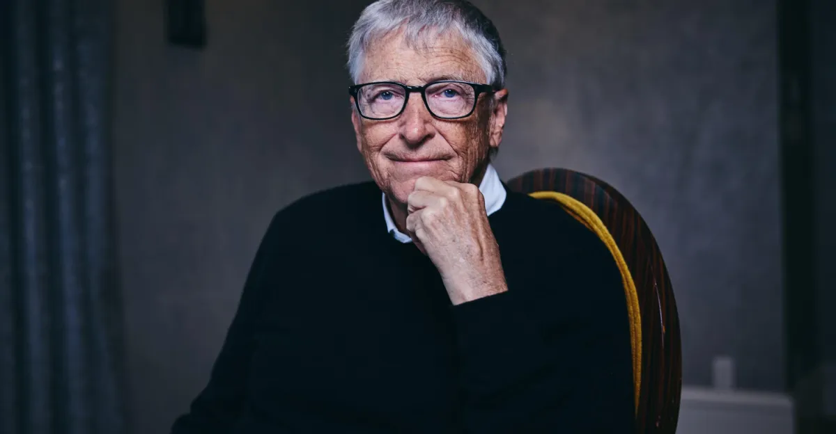 Bill Gates nói cần chuẩn bị cho 20 năm AI xáo trộn