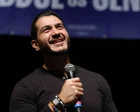 Abdul El-Sayed đưa ra kế hoạch siết AI