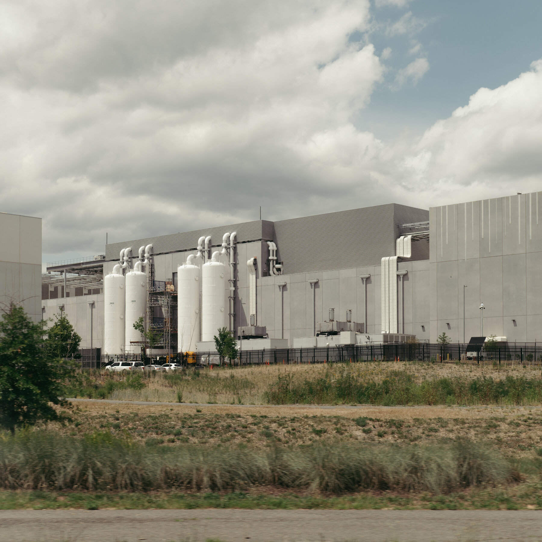 Phong trào phản đối data center đẩy hạ tầng AI đến những nơi bất ngờ